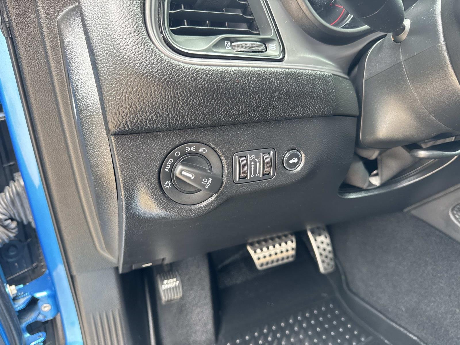 Used 2023 B5 Blue Pearlcoat Dodge R/T Scat Pack image 20