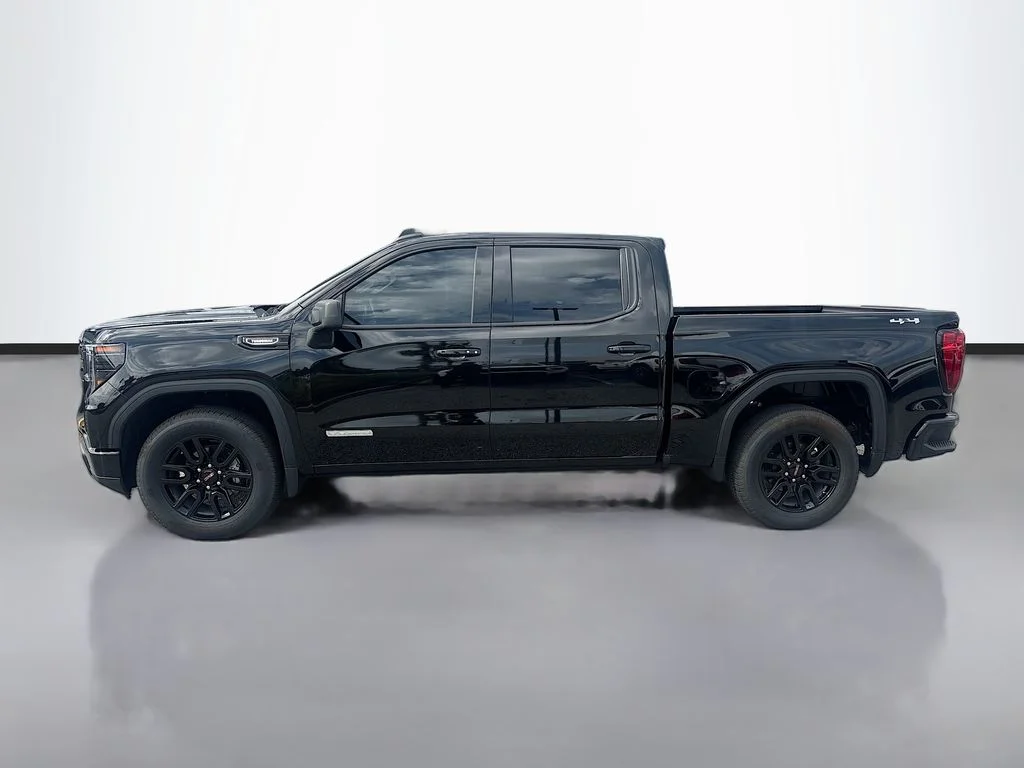 Used 2025 Onyx Black GMC Elevation image 8