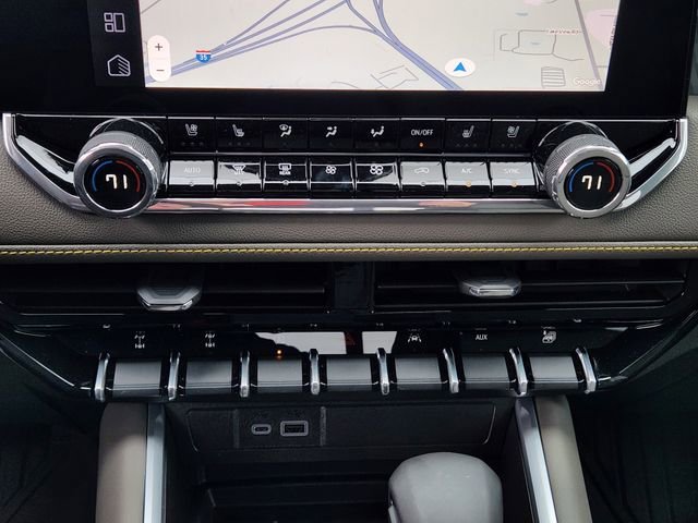 2026 Chevrolet Colorado ZR2 - Photo 15