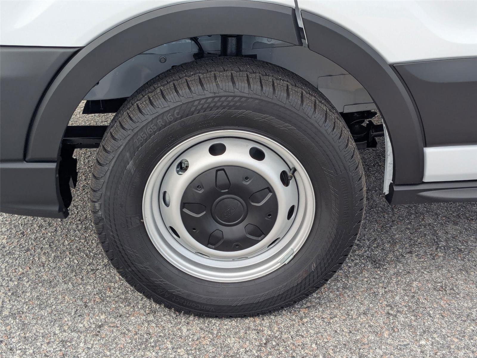 New 2026 Oxford White Ford Cargo Van image 10