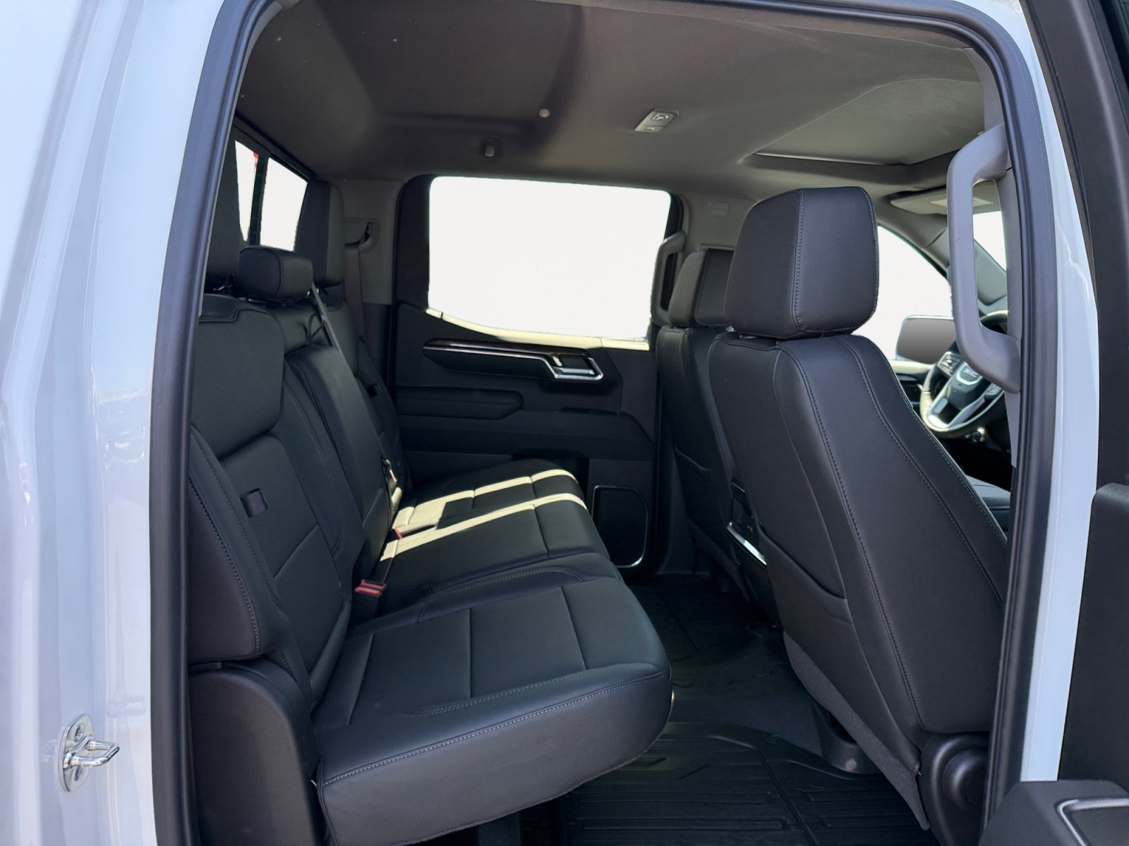 New 2026 Summit White GMC Elevation image 18