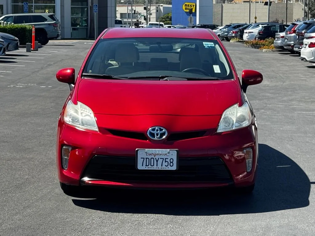 Used 2013 Red Toyota Two image 5