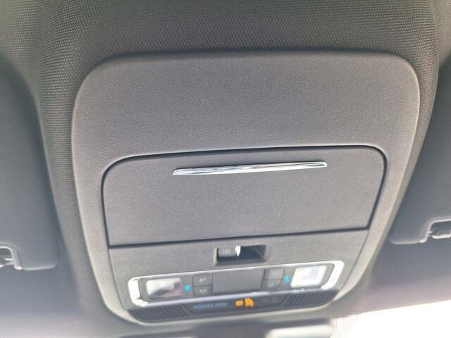 New 2026 Star White Metallic Tri-Coat Ford Lariat® image 22