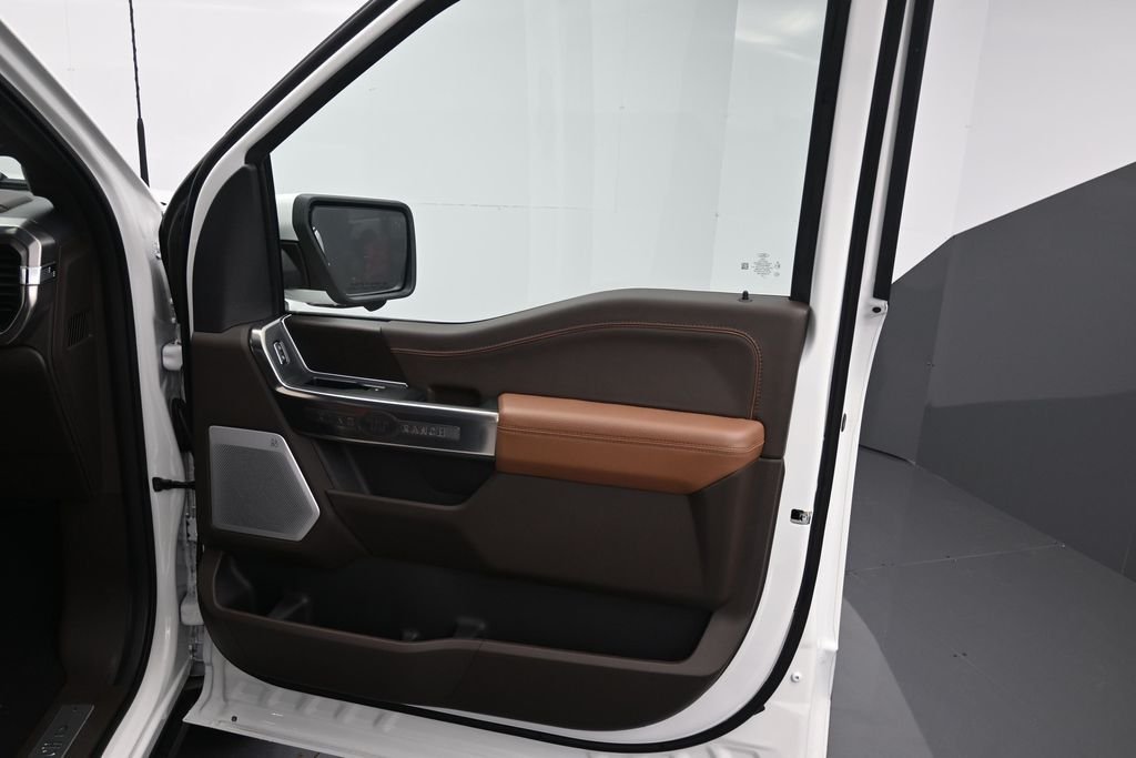 New 2026 Star White Metallic Tri-Coat Ford King Ranch® image 22