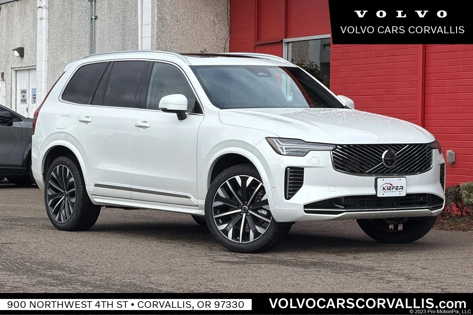 2026 Volvo XC90 B6 Plus Bright 7-Seater 4WD's photo