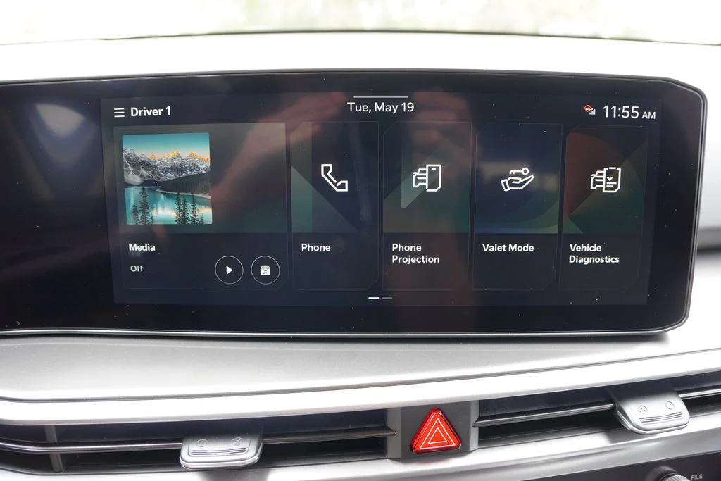New 2026 Glacial White Pearl Kia S image 15