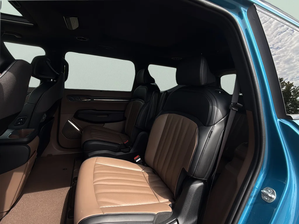 Certified Used 2024 Ocean Blue Kia GT-Line image 28