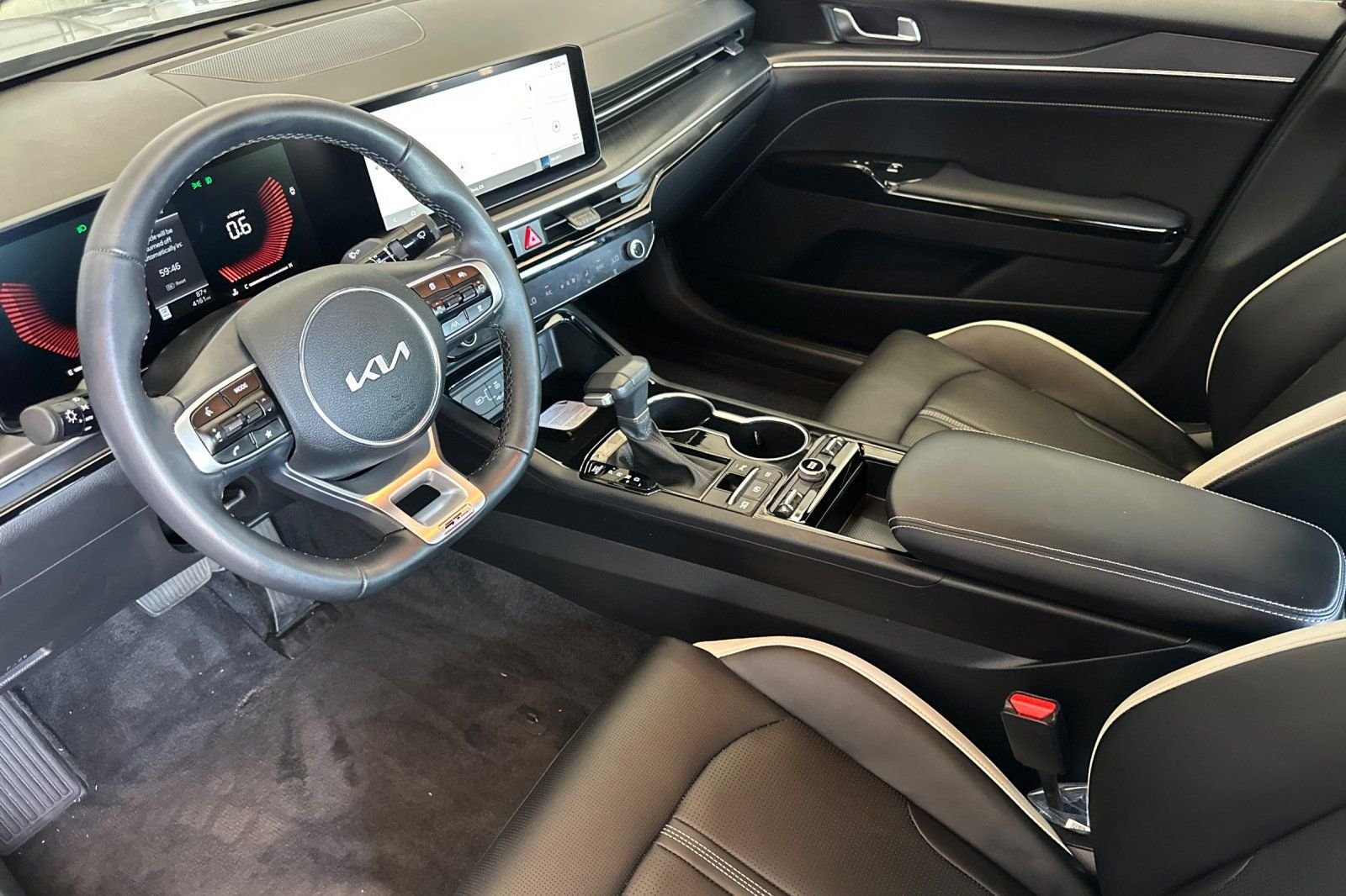 Used 2026 Gray Kia GT-Line image 10