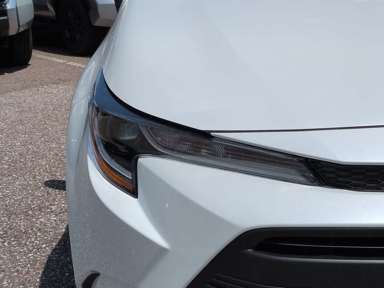 New 2026 Ice Cap Toyota  LE image 10