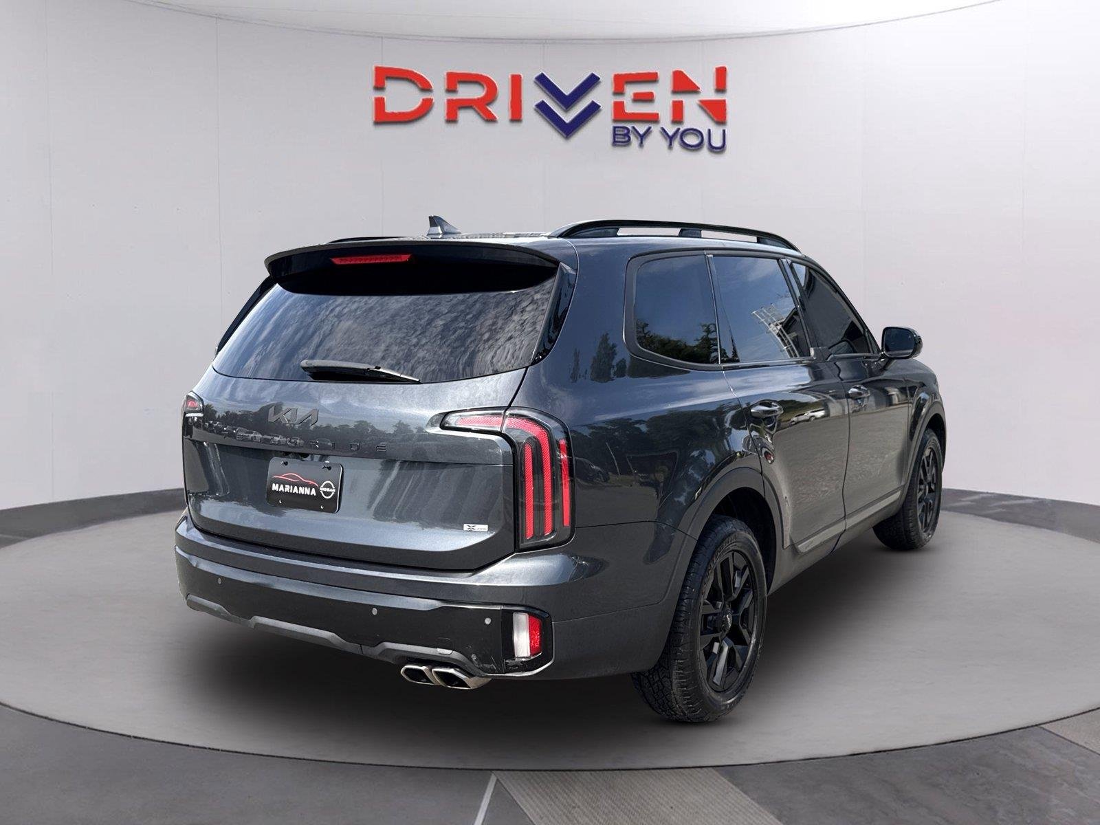 Used 2023 Gravity Gray Kia SX X-Pro image 3