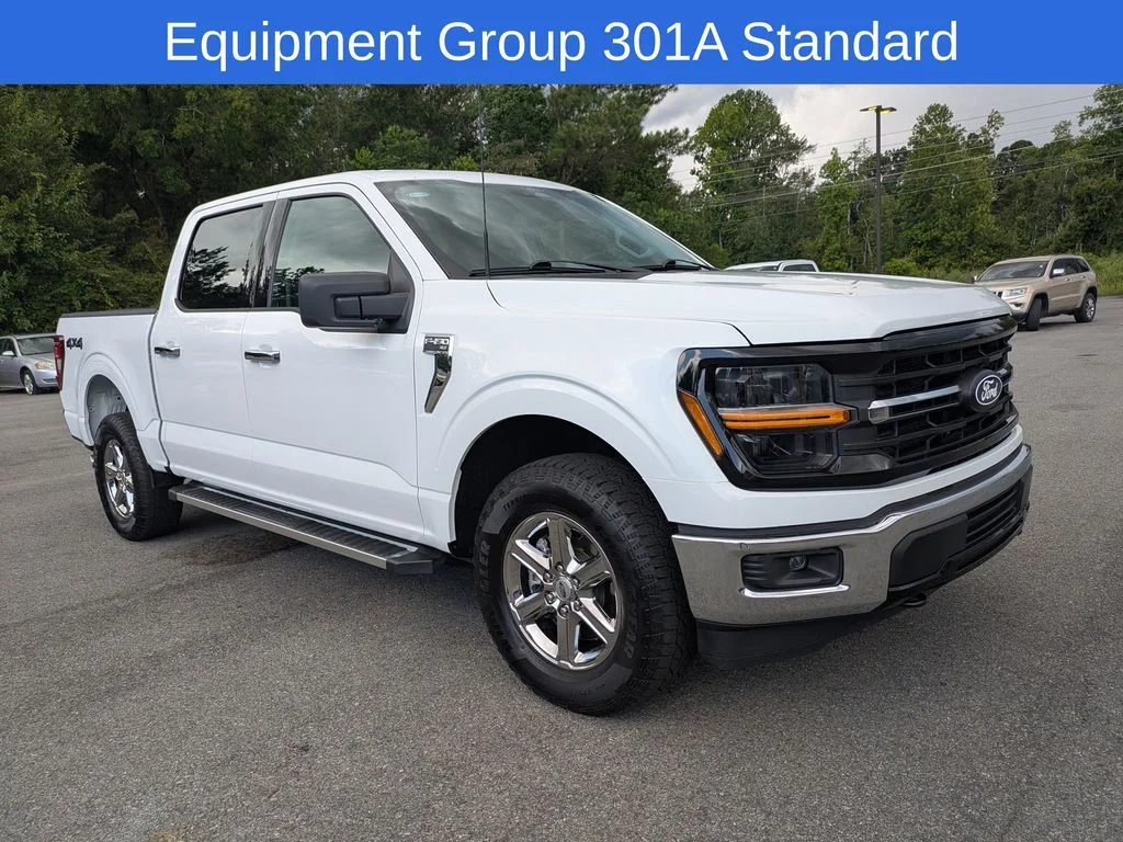 Used 2025 White Ford XLT image 2