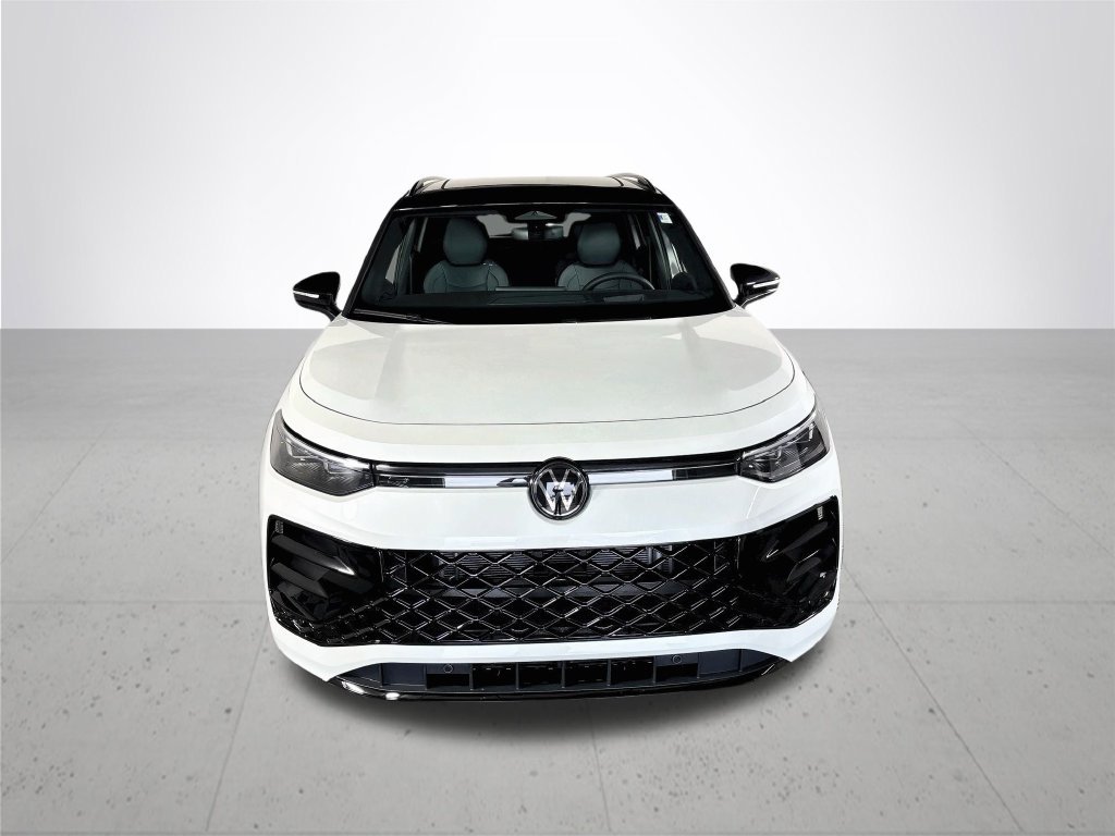 New 2026  Volkswagen SE R-Line Black image 3