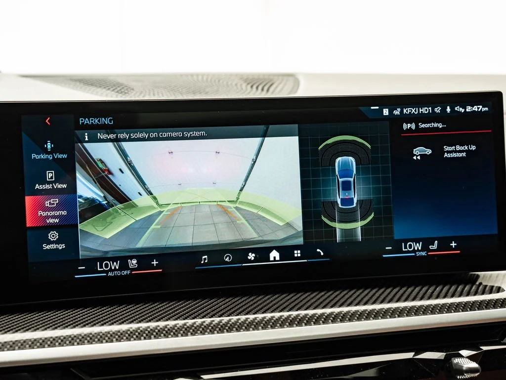 Used 2024 Skyscraper Grey Metallic BMW M60i image 33
