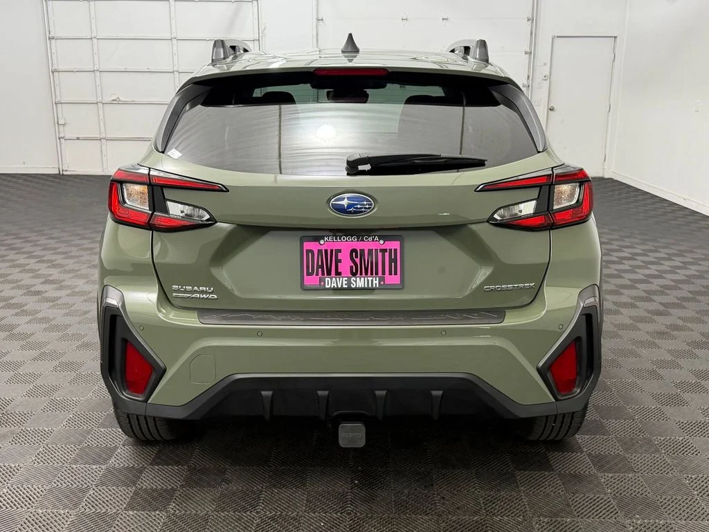 Used 2024 Alpine Green Subaru Limited image 10