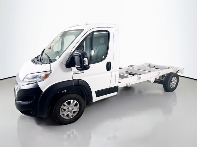 Used 2025 White Ram Low Roof image 3