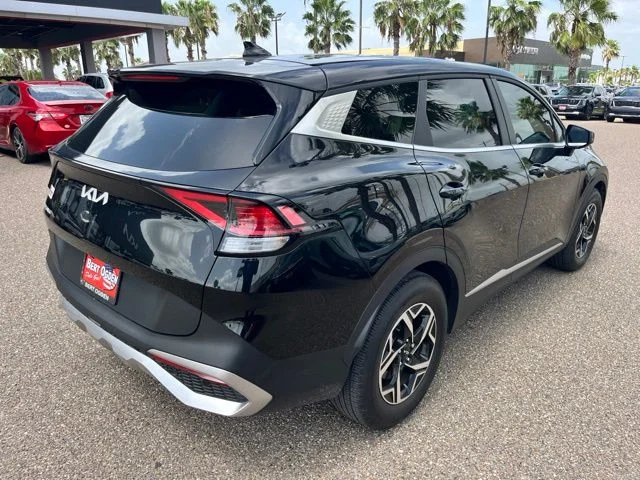 Used 2024 Black Kia LX image 4