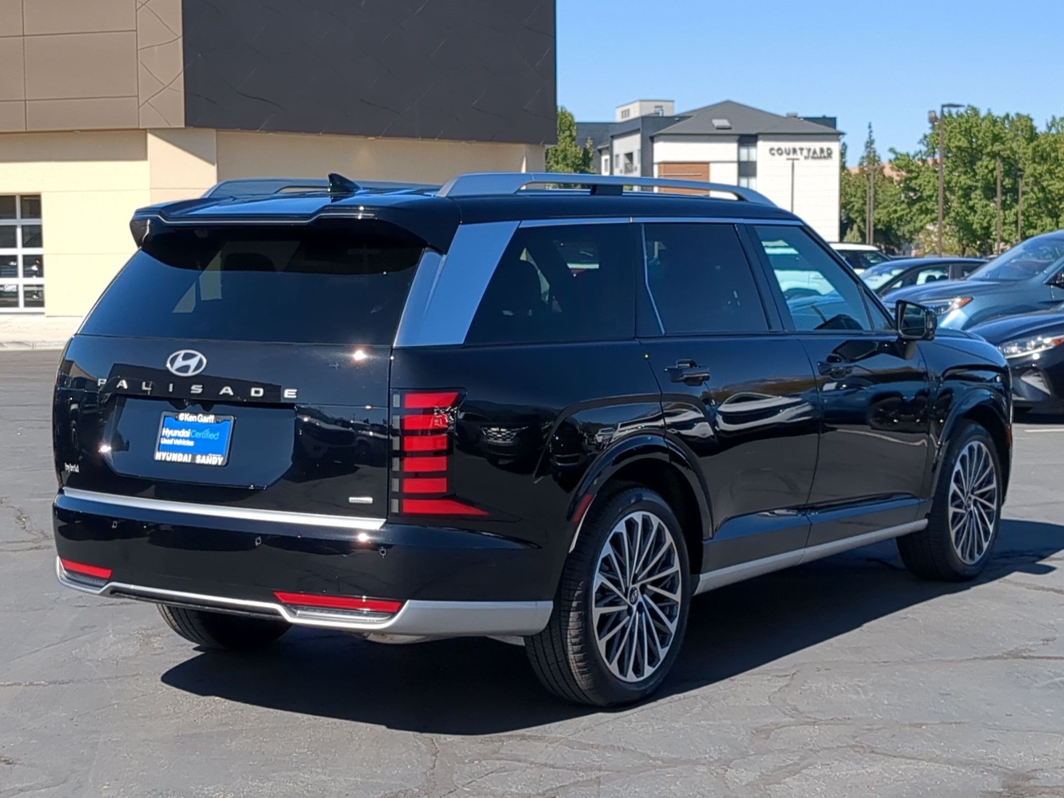 2026 Hyundai Palisade Calligraphy - Photo 3