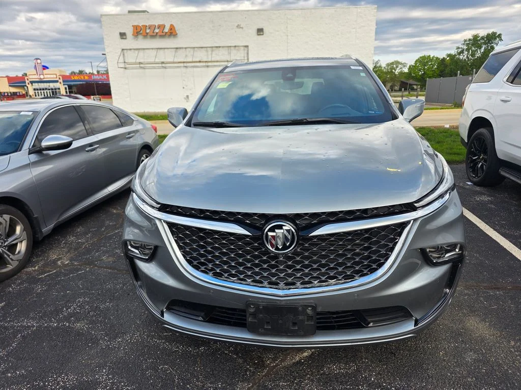 2024 Buick Enclave Avenir AWD's photo