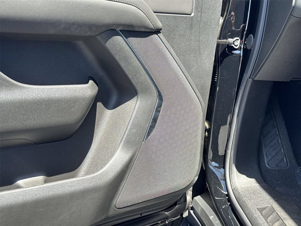 2026 Chevrolet Suburban LS - Photo 20