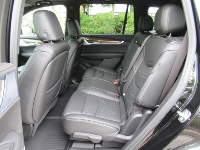 Used 2025 Stellar Black Metallic Cadillac Premium Luxury image 37