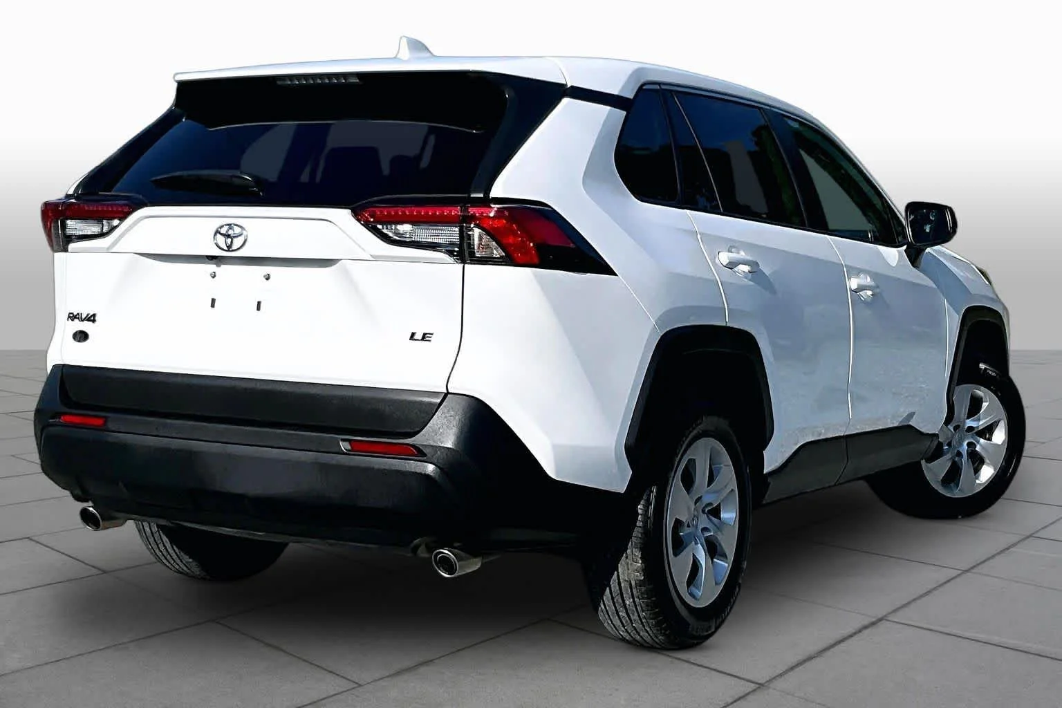 Certified Used 2023 Ice Cap Toyota LE image 13