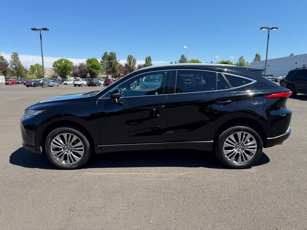 Used 2023 Black Toyota XLE image 5