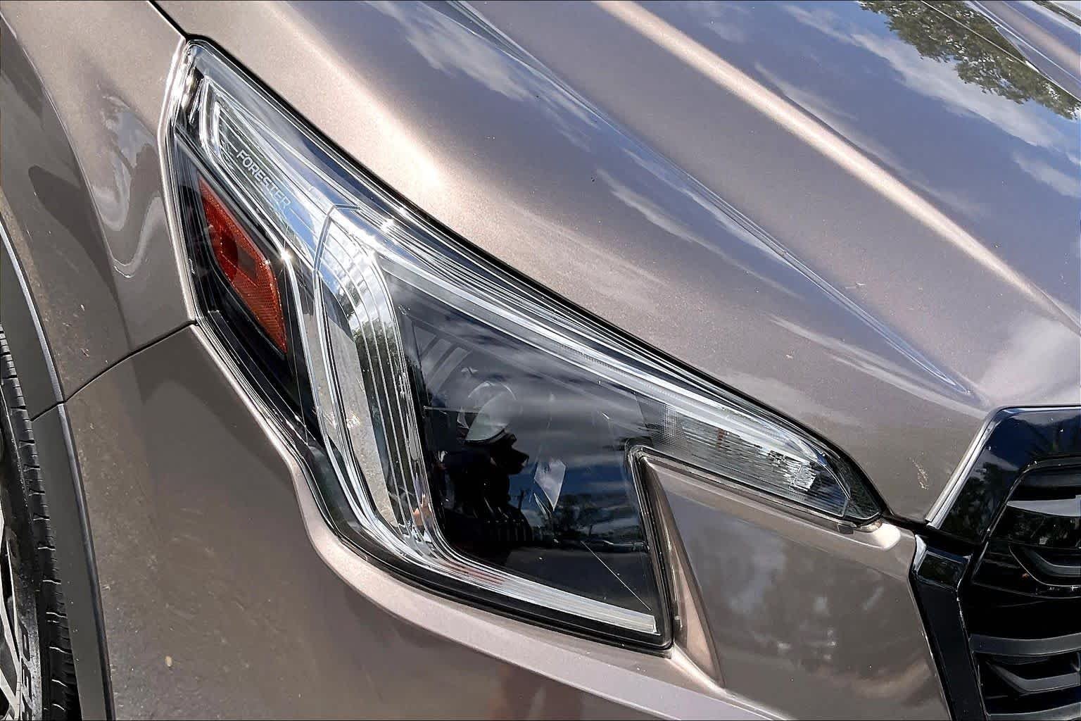 Used 2023 Brilliant Bronze Metallic Subaru Premium image 28