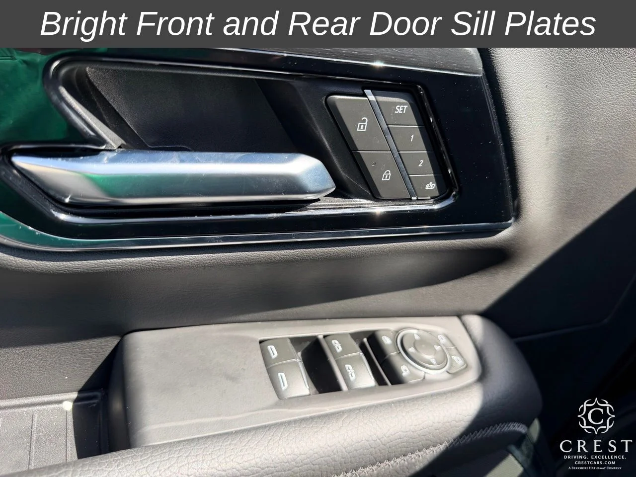 Used 2025 Onyx Black GMC Denali image 11