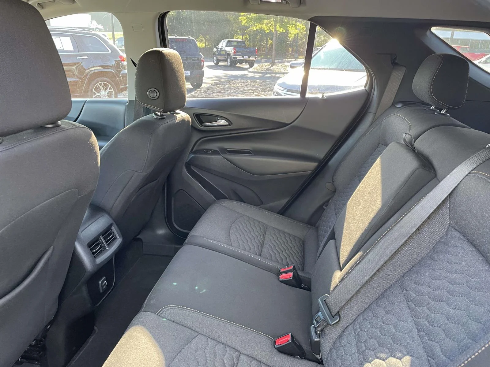 Used 2021 Summit White Chevrolet LT image 15