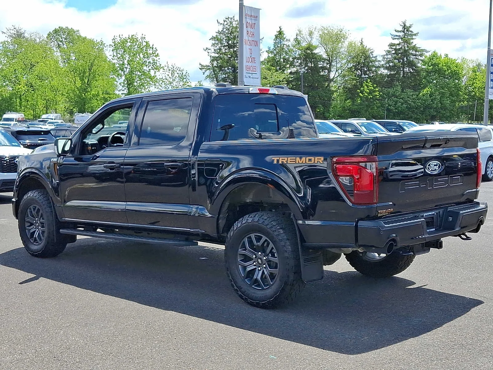 Used 2026 Agate Black Ford Tremor image 4