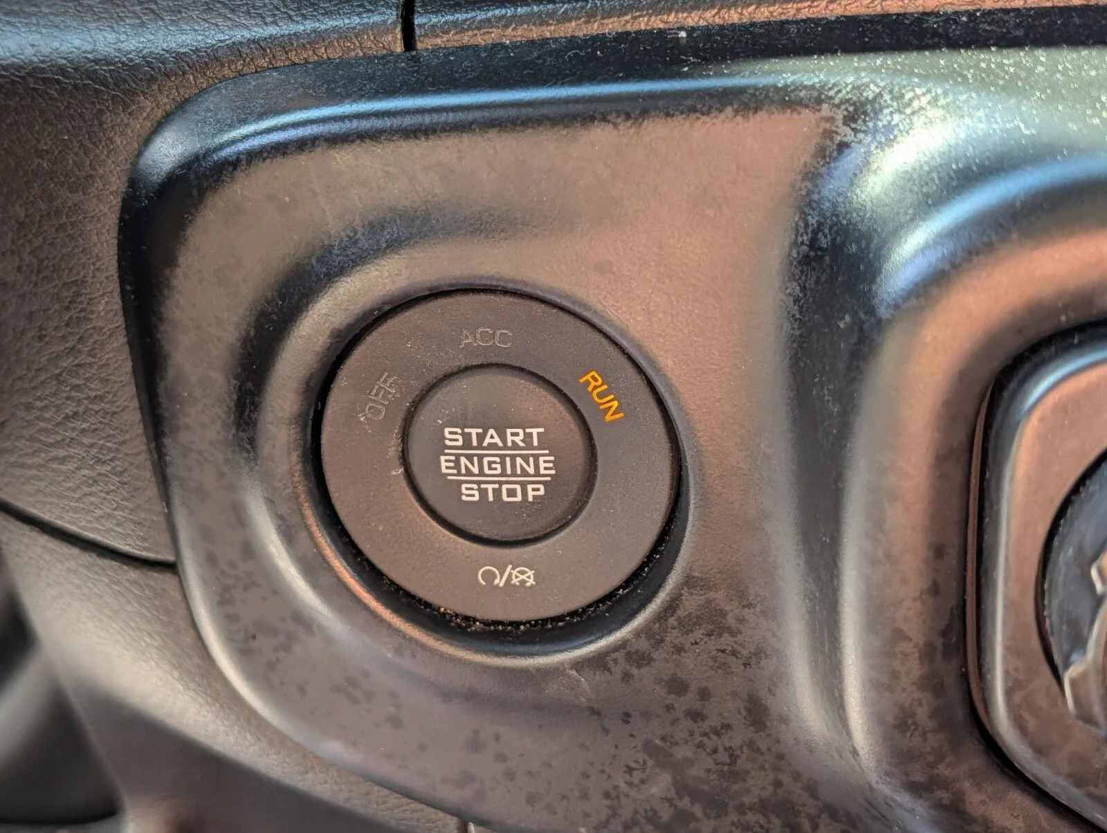 2022 Jeep Wrangler Unlimited Sahara - Photo 9