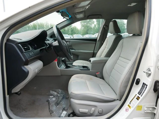 Used 2015 Blizzard Pearl Toyota XLE image 15