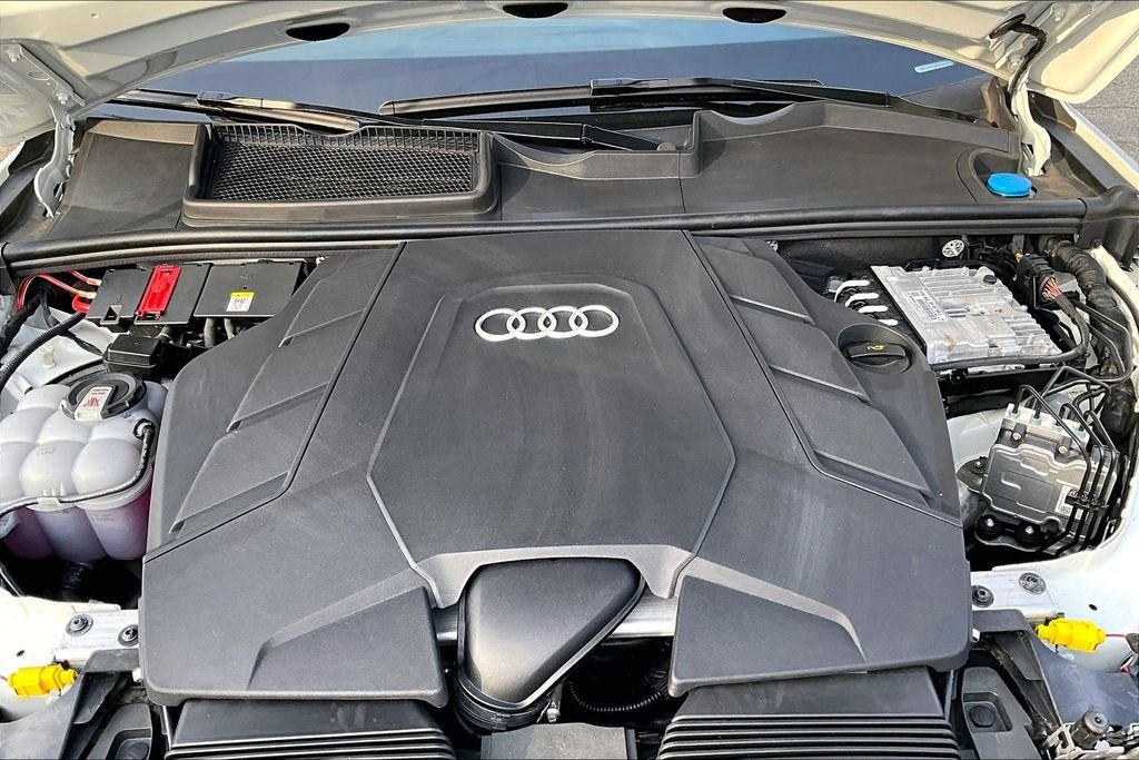 Used 2025 White Audi 55 Premium Plus image 31