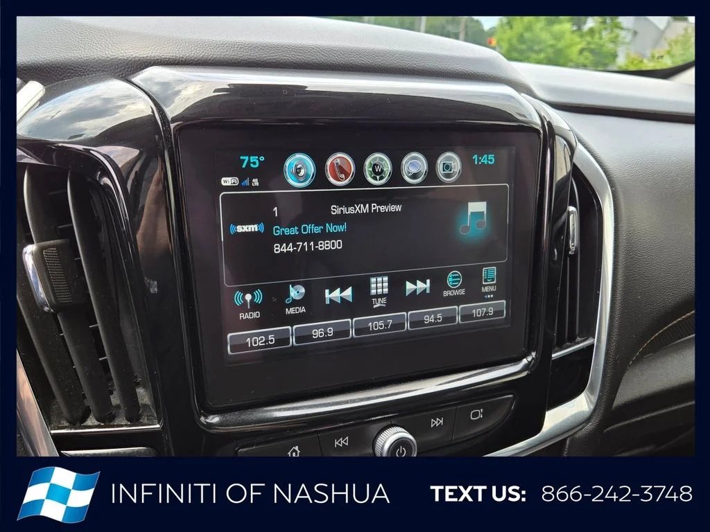 Used 2018 Beige Chevrolet Premier image 24