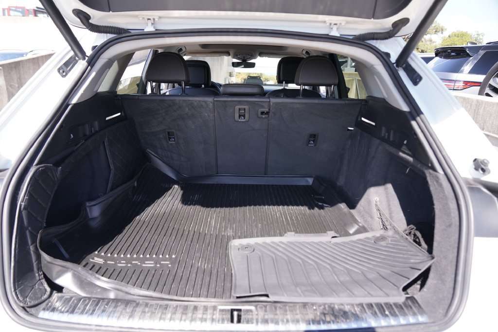 Used 2021  Audi Premium Plus image 35