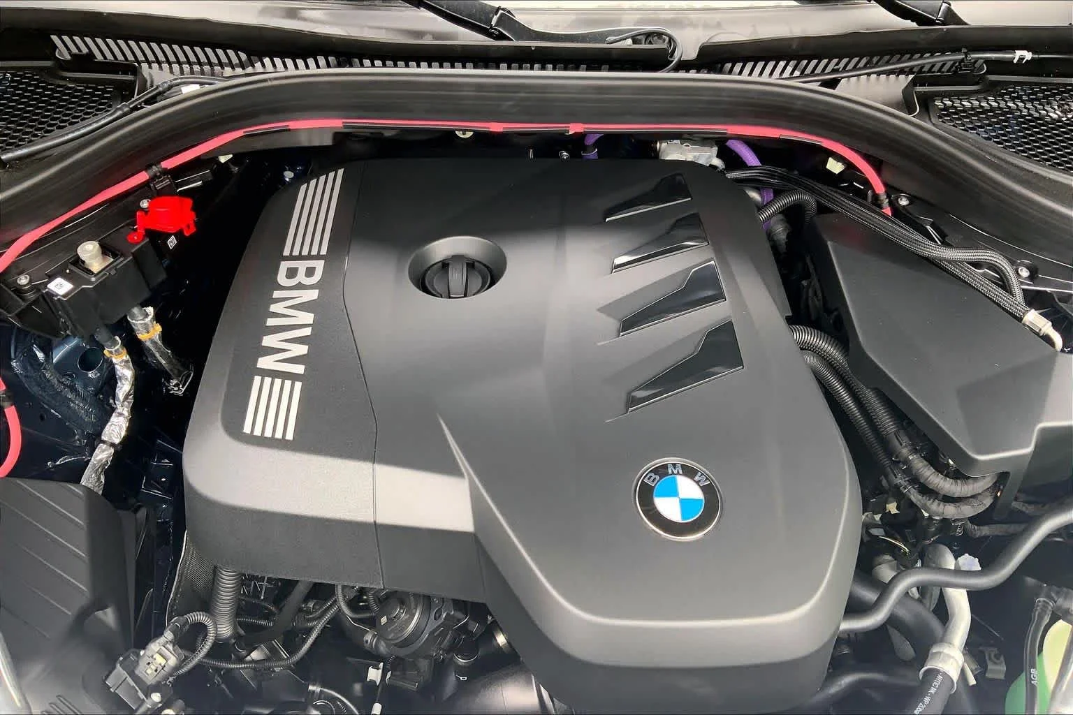 New 2026 Arctic Race Blue metallic BMW 30 xDrive image 17