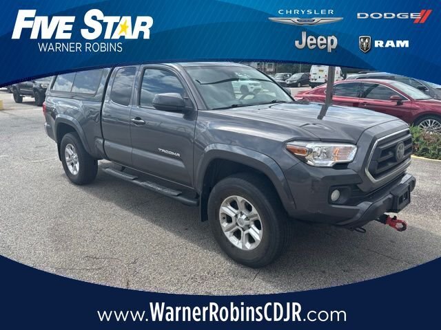 Used 2020 Gray Toyota SR5 image 1