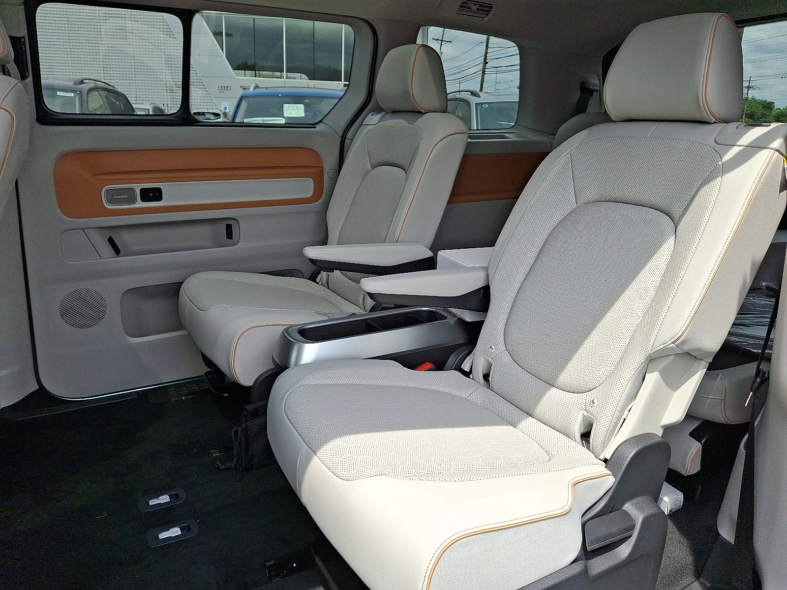 2025 Volkswagen ID. Buzz 1st Edition - Photo 8