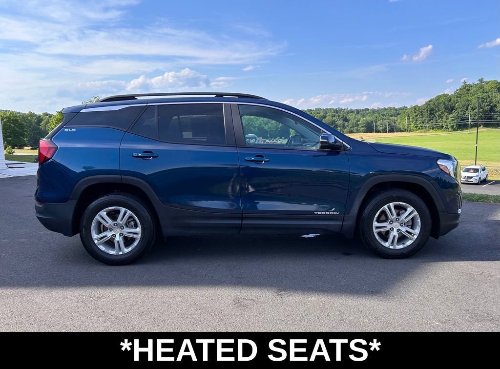 Certified Used 2021 BLUE EMERALD METALLIC GMC SLE image 12