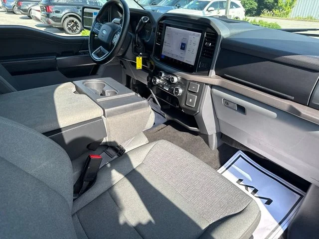 2025 Ford F-150 XLT - Photo 16