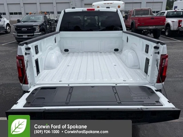 New 2026 Oxford White Ford XLT image 16