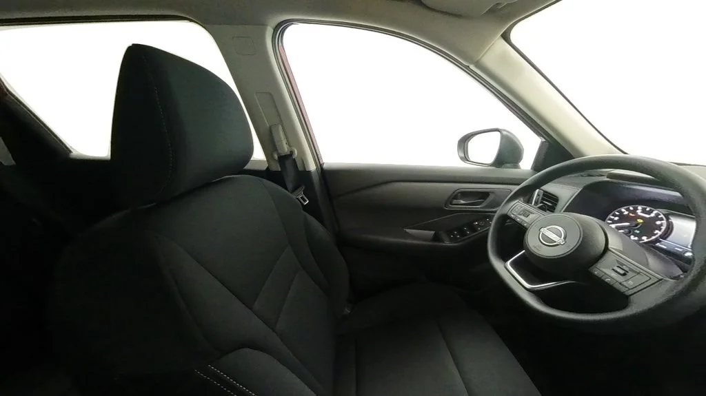 Used 2024 Red Nissan S image 15