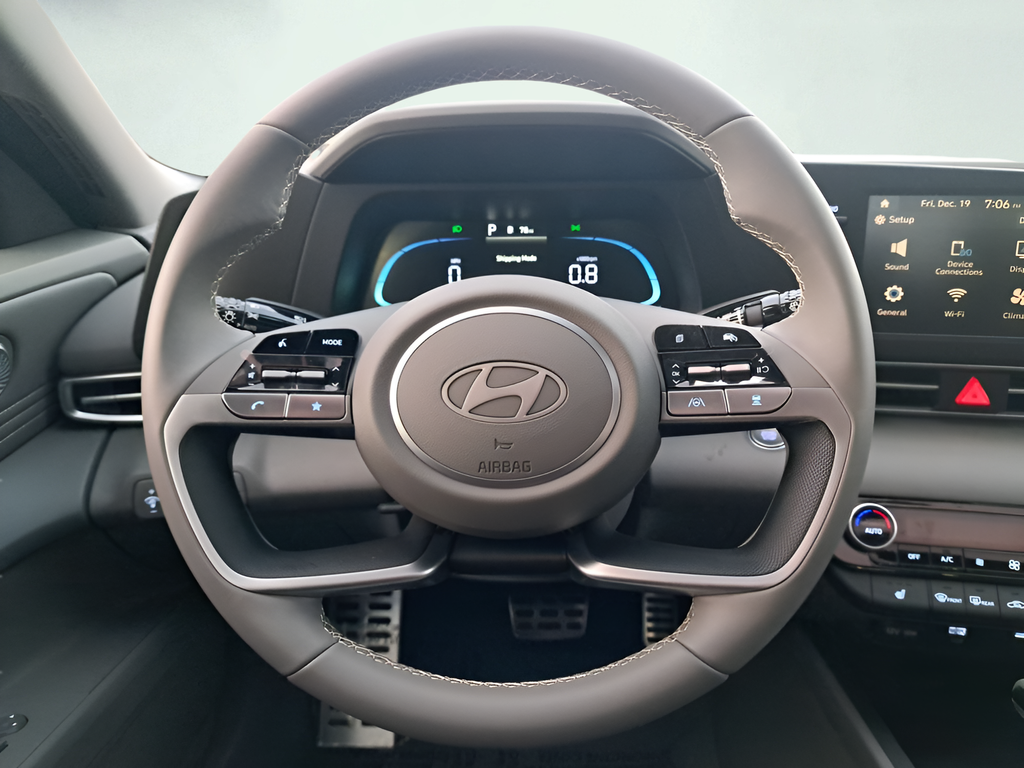 2026 Hyundai Elantra SEL - Photo 18