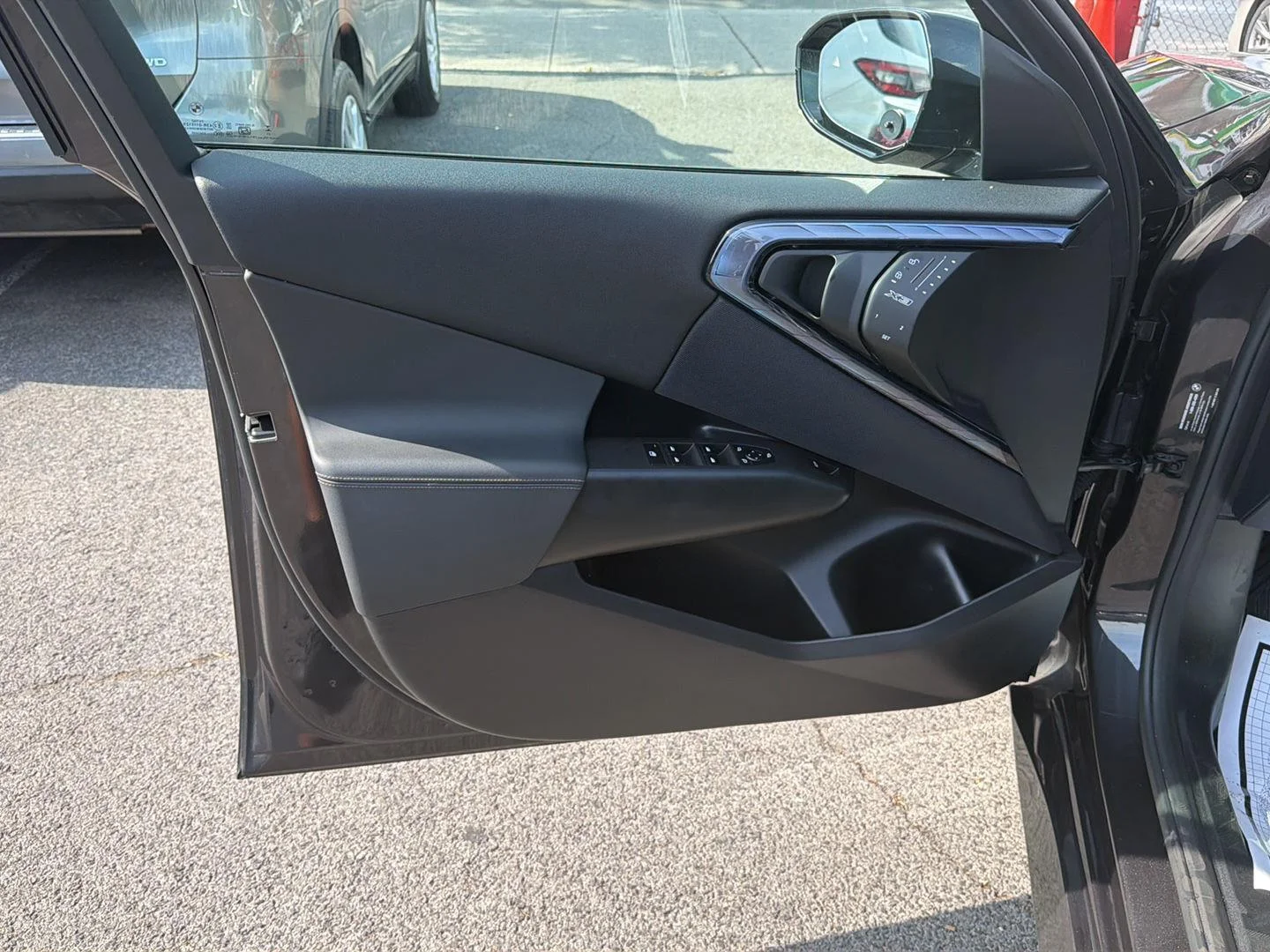 Used 2025 GRAY BMW 30 xDrive image 7