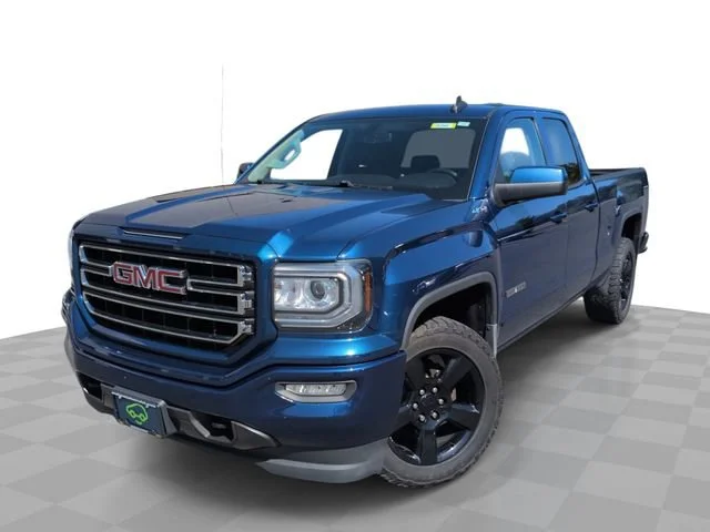 Used 2017 Blue GMC SLE image 1