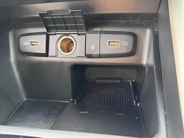 Used 2024 Gray Hyundai SEL image 26