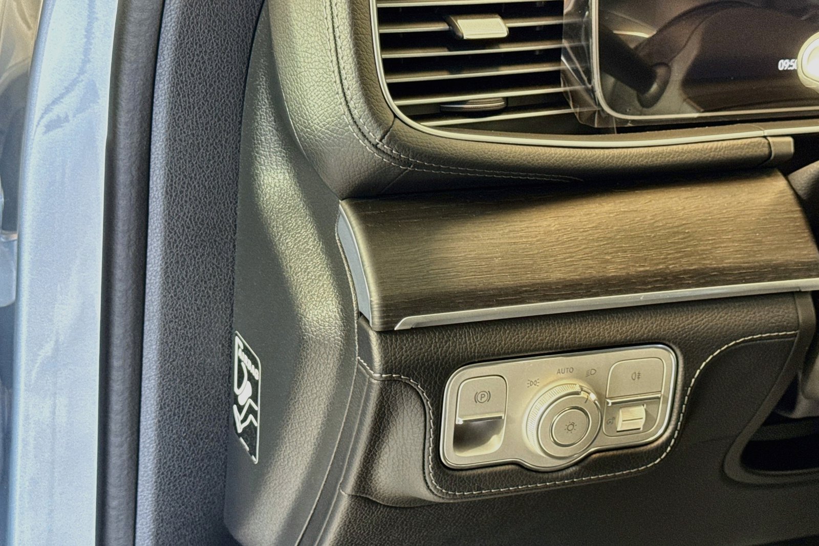 New 2026 Cirrus Silver Metallic Mercedes-Benz GLS 580 image 10