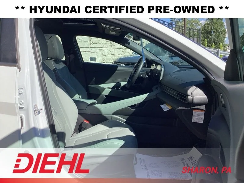 Used 2025 White Hyundai Limited image 14