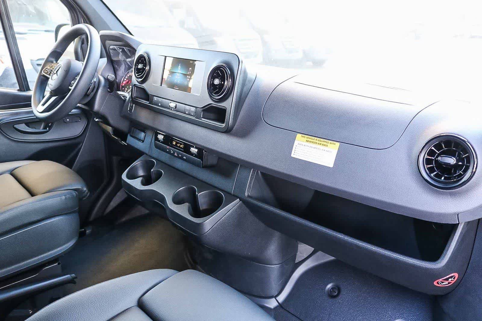 2024 Mercedes-Benz Sprinter Cargo Van Base - Photo 40