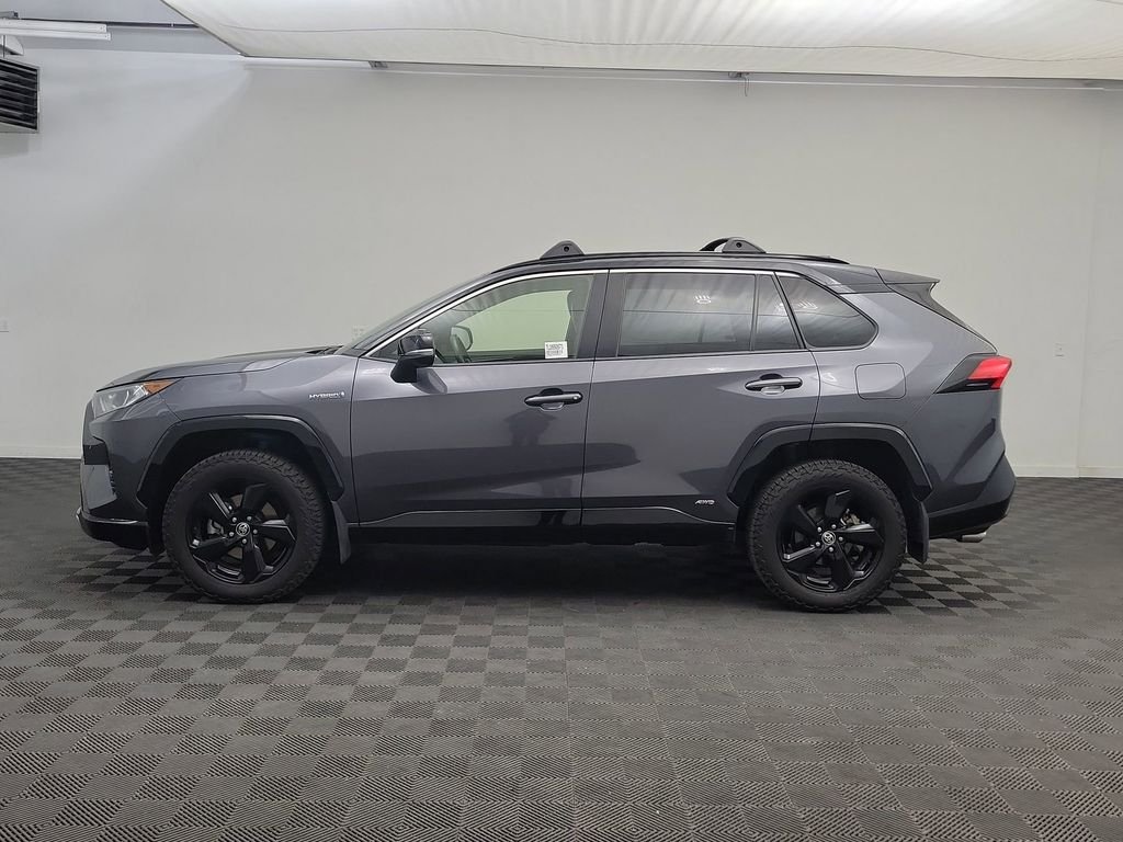 2020 Toyota RAV4 XSE photo 2
